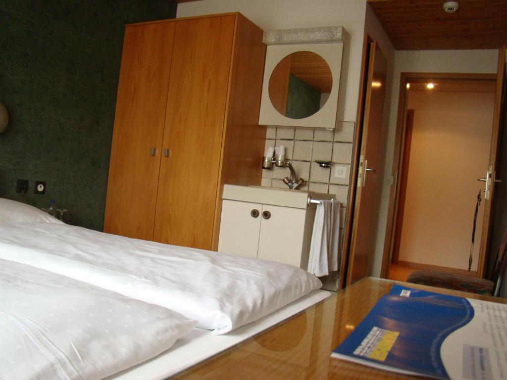 Guest House Bellerive Faulensee Εξωτερικό φωτογραφία